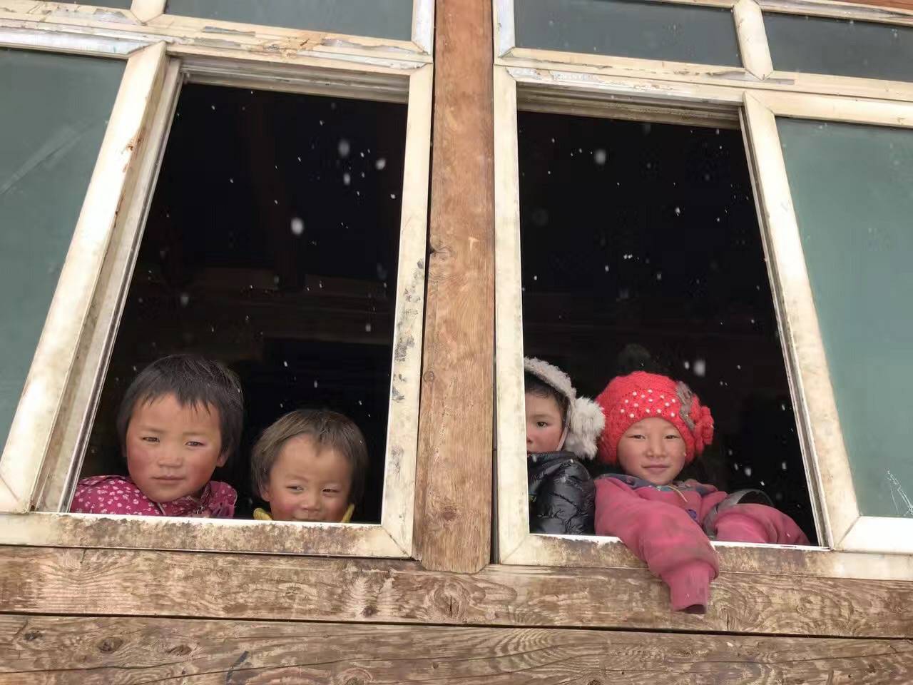 澳门大阳城官网-大阳城(中国)公益回顾丨家国同欢月同圆 温暖满载甘孜州(图9)